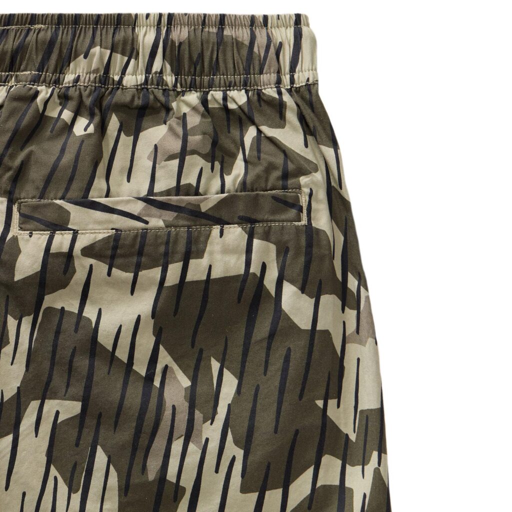 Weekend Offender Anzio Camo Regular Fit Short - Castle Green Rain