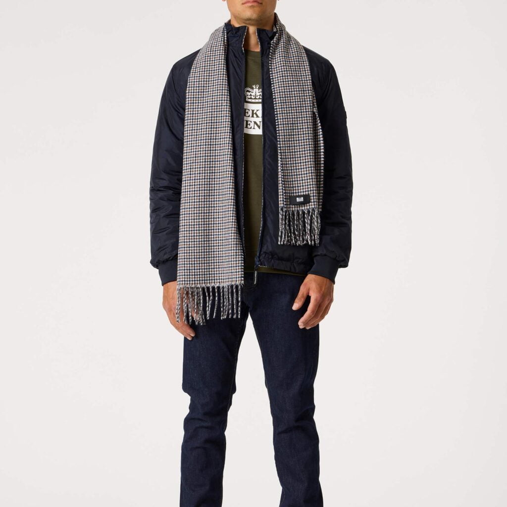 Weekend Offender Nurmagomedov Scarf - House Check